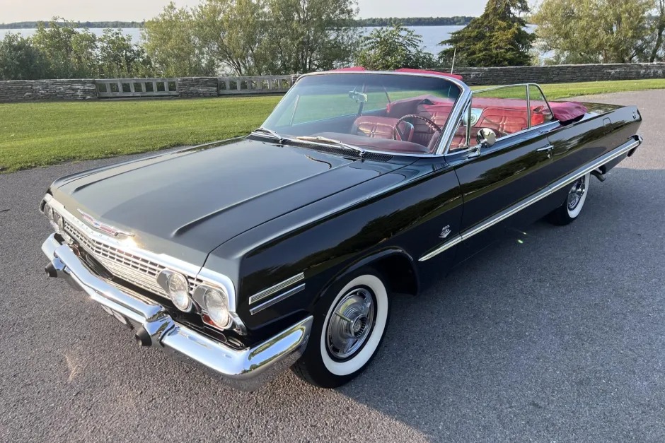 1963 Chevrolet Impala SS Convertible 4-Speed